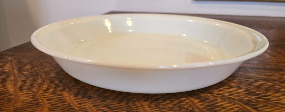PYREX Pie Plate 10" white 209
