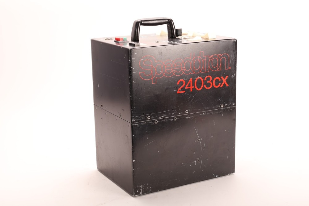 Speedotron 2403CX Lighting Power Supply