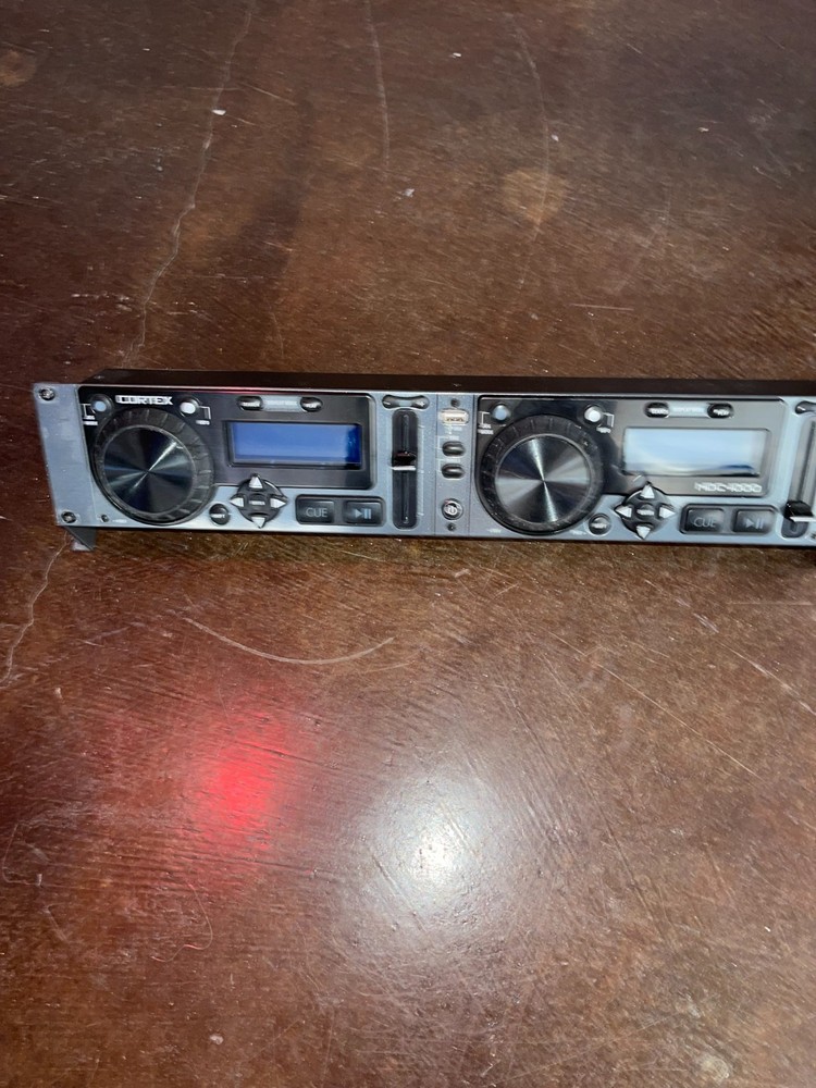 Cortex HDC-1000 Dual Mass Storage Device Player & Controller (No Cord)