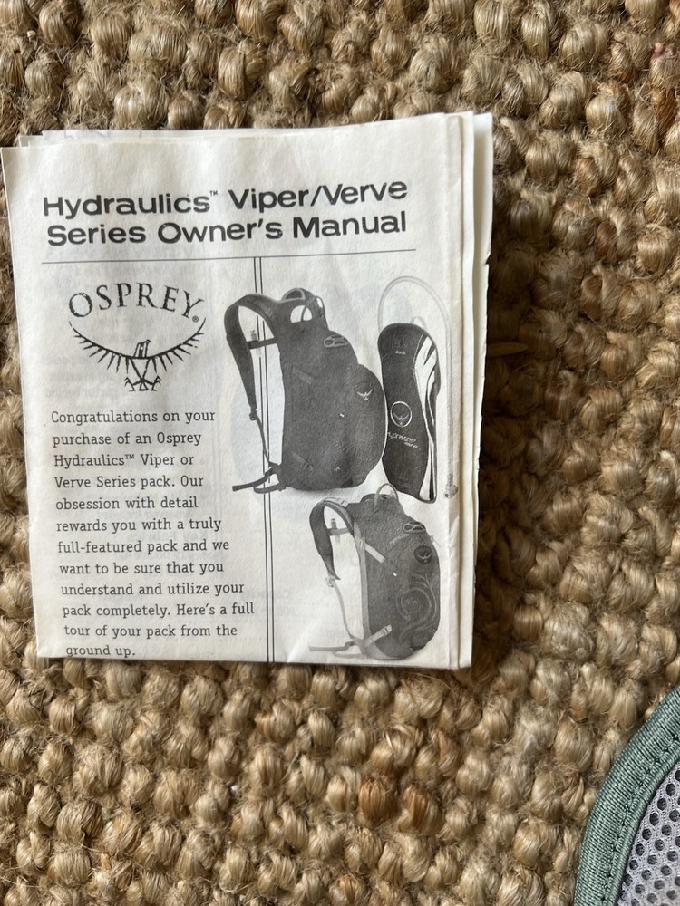 Osprey Verve 4 Hydration Backpack Green HydraLock Hiking Adjustable Bladder 2 L