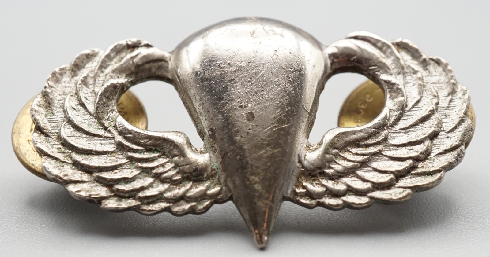 WWII Sterling Army Airborne Paratrooper Jump Wings Badge