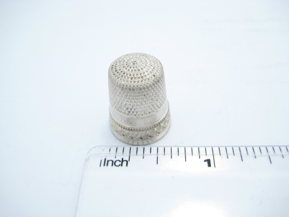 Antique Sterling Silver Sewing Wave Scroll Design Thimble Size 8