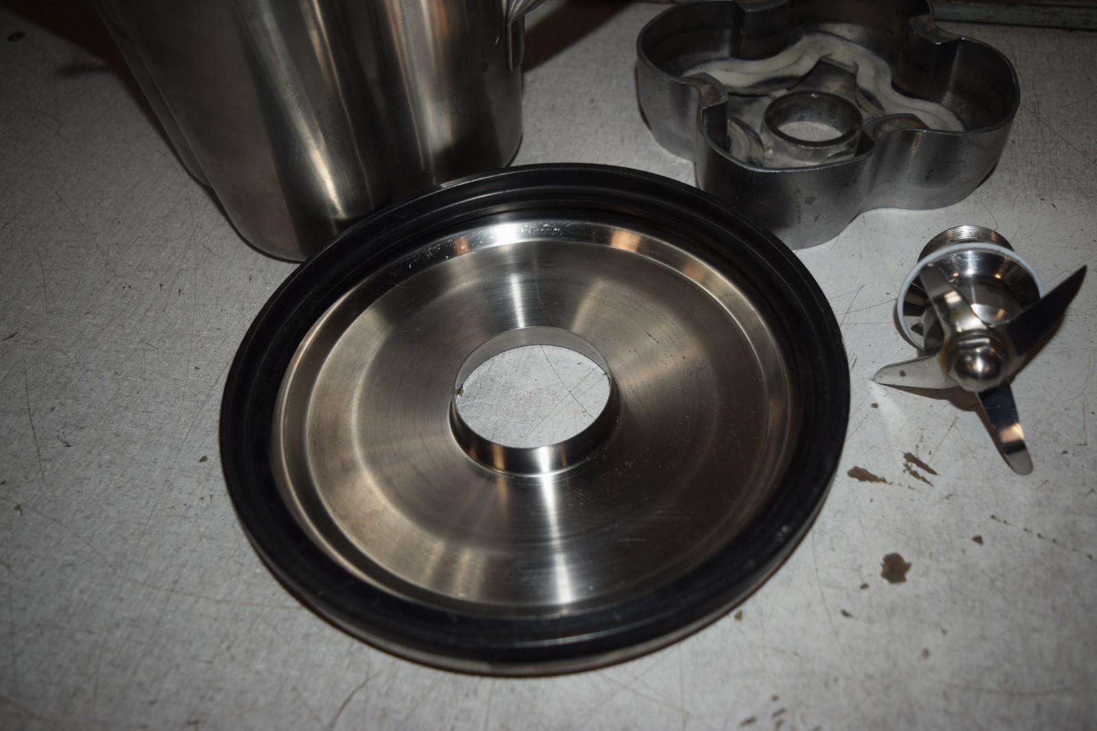 Waring Commercial 0208W Blender Container Parts