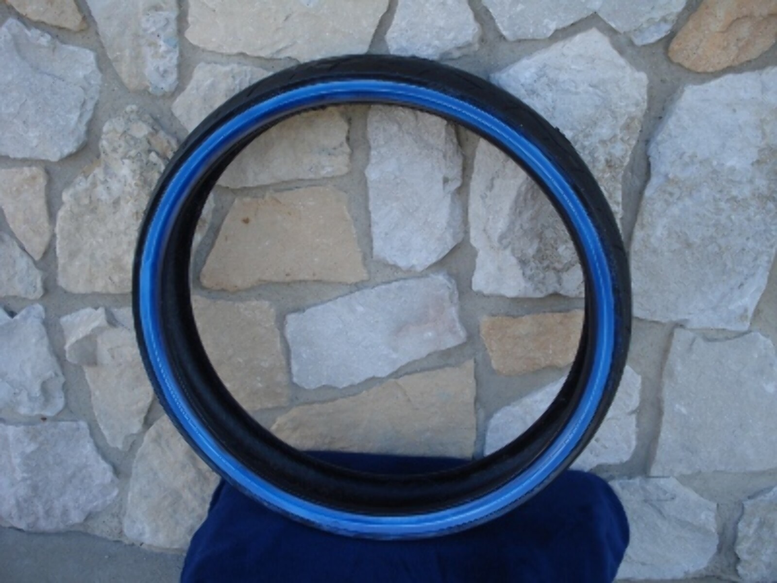 120/50-26 VEE RUBBER WHITEWALL FRONT TIRE FOR HARLEY W30214