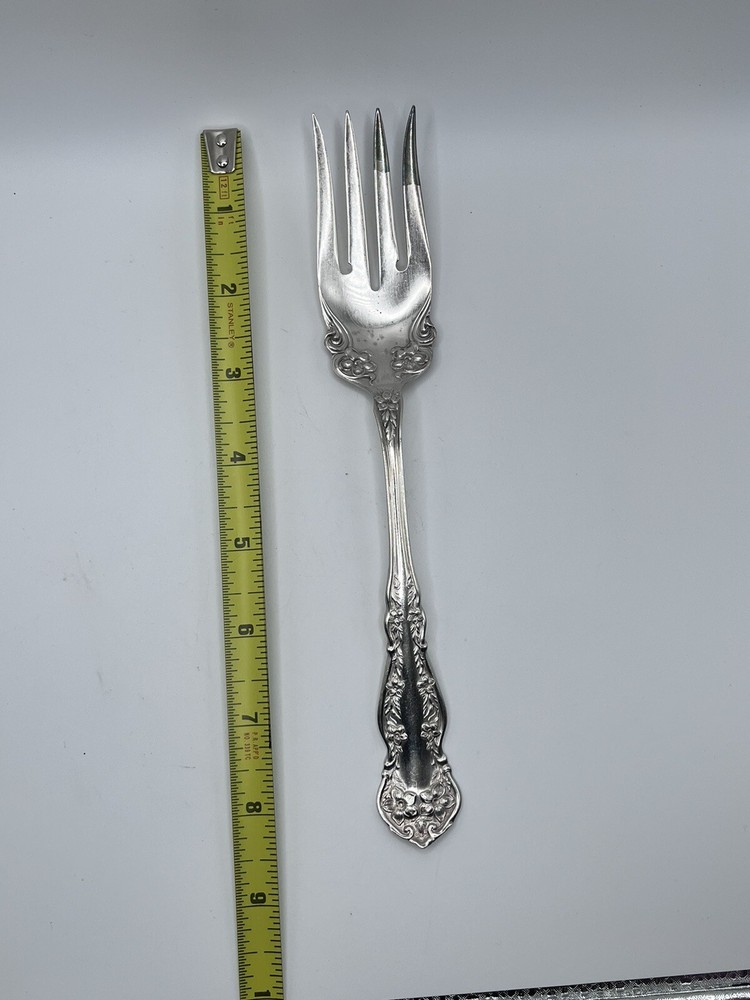 Wm Rogers & Sons Serving Fork AA Silverplate Chester Pattern
