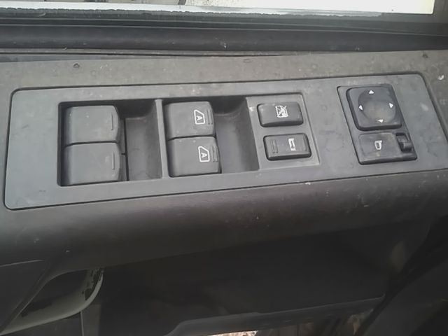 ARMADA 2005 Fuse Box Cabin 6764