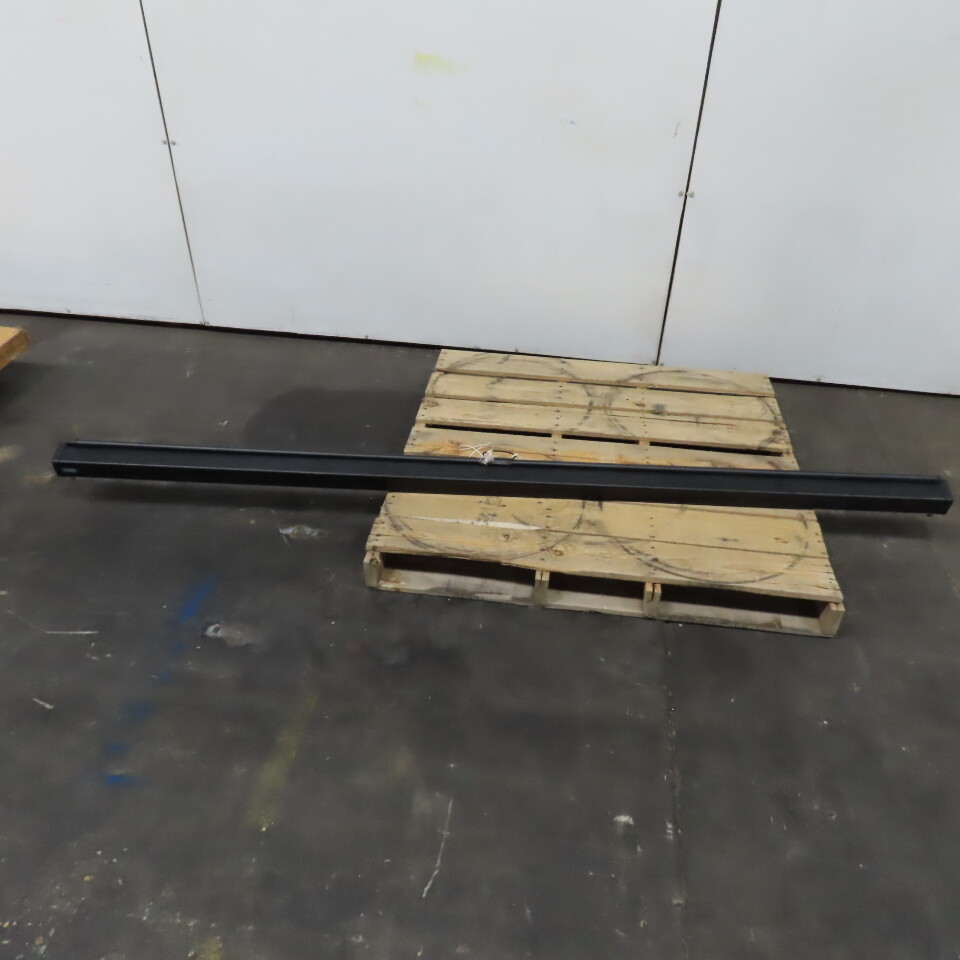 Bretford 96" Wide x 72" Long Pull Down Projection Screen