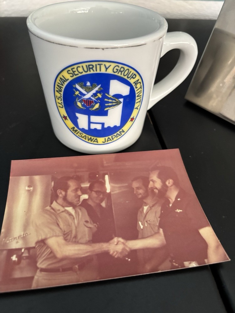 Submarine USS Pintado Qualification Certification & Mug.