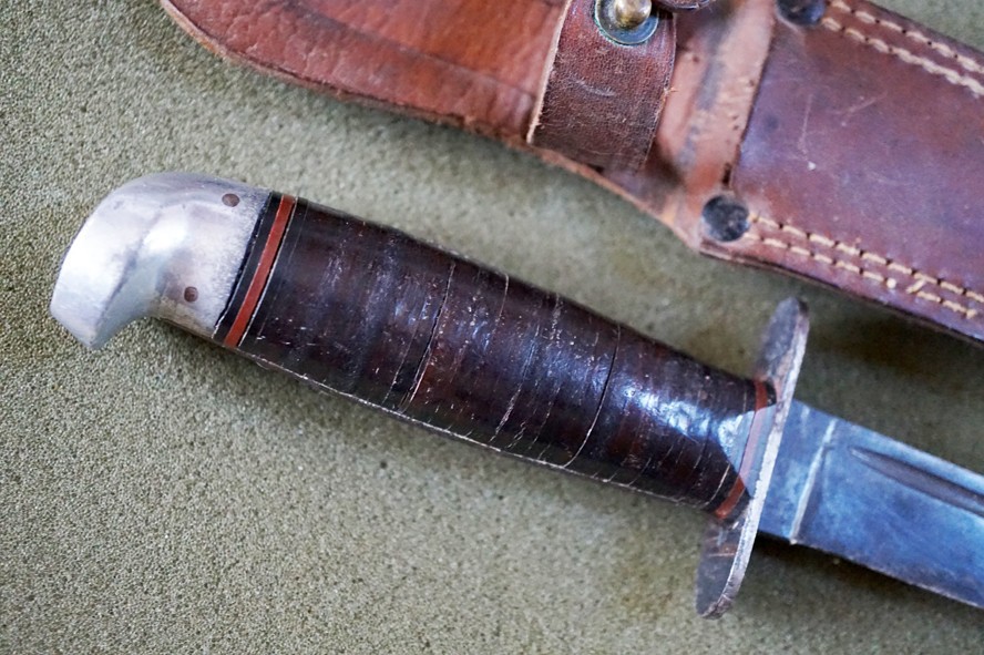 WWII WESTERN BOULDER COLO. L77 Commando Combat Fighting Knife