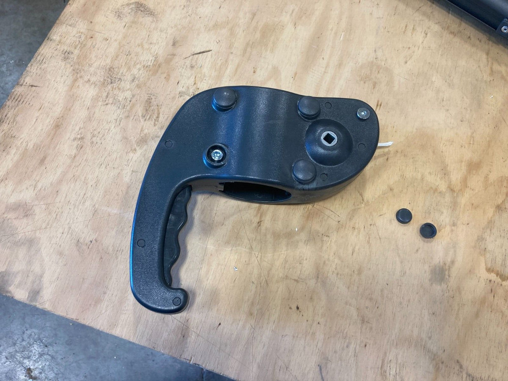 10'  Bigtree Umbrella Side Hanging Offset ( CRANK HANDLE ASSEMBLY )