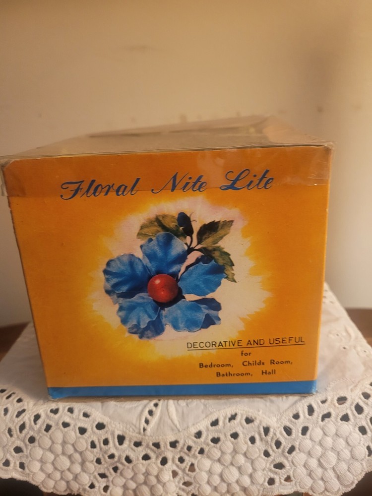 Vintage yellow flower night light
