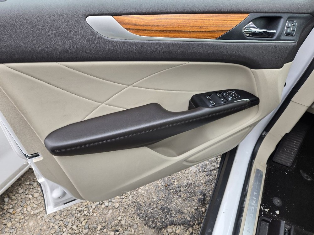 2016-2019 Lincoln MKC Dash Mounted Display Screen