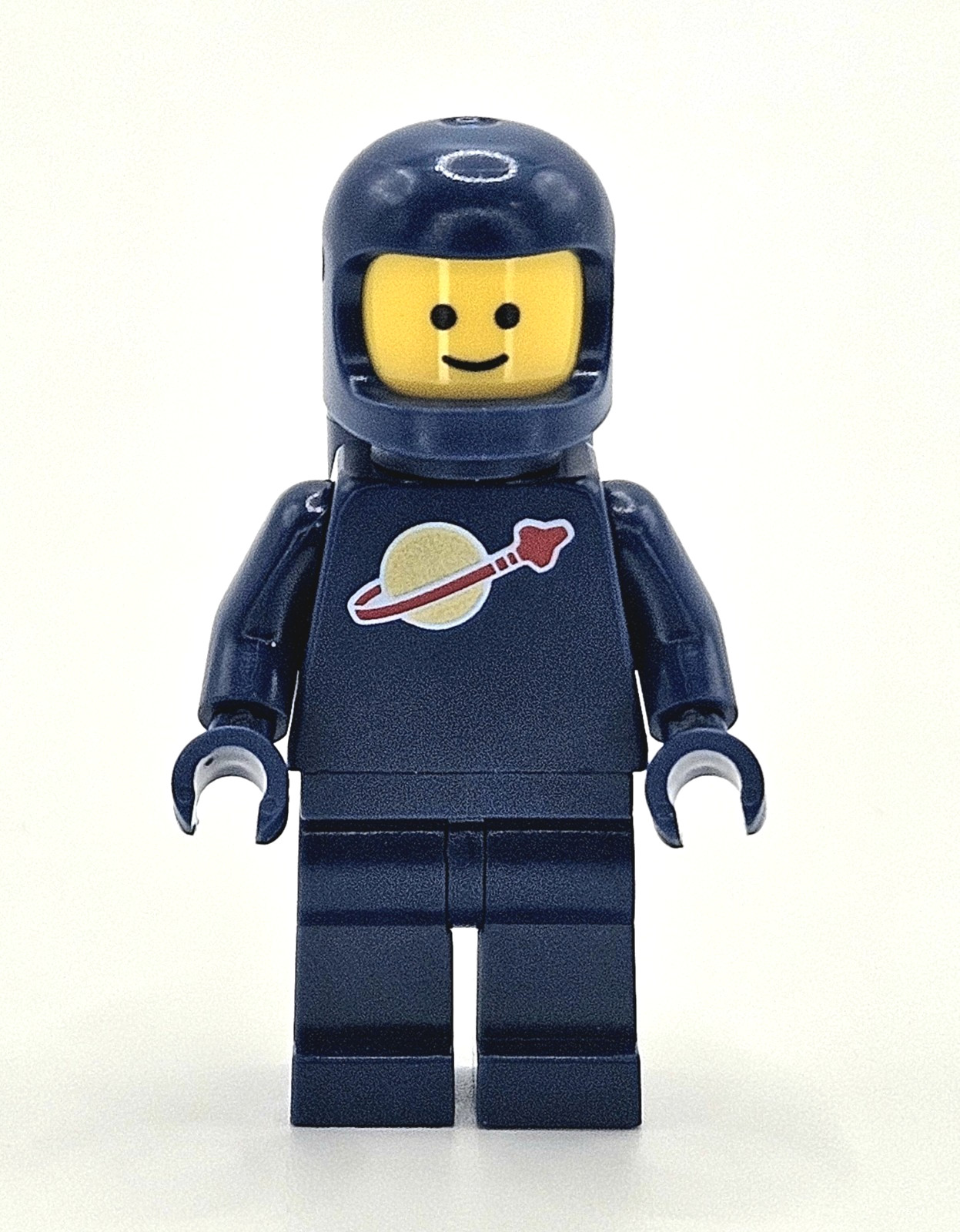 LEGO® Classic Space Dark Blue Minifigure w/Tanks – NEW Genuine LEGO® Parts