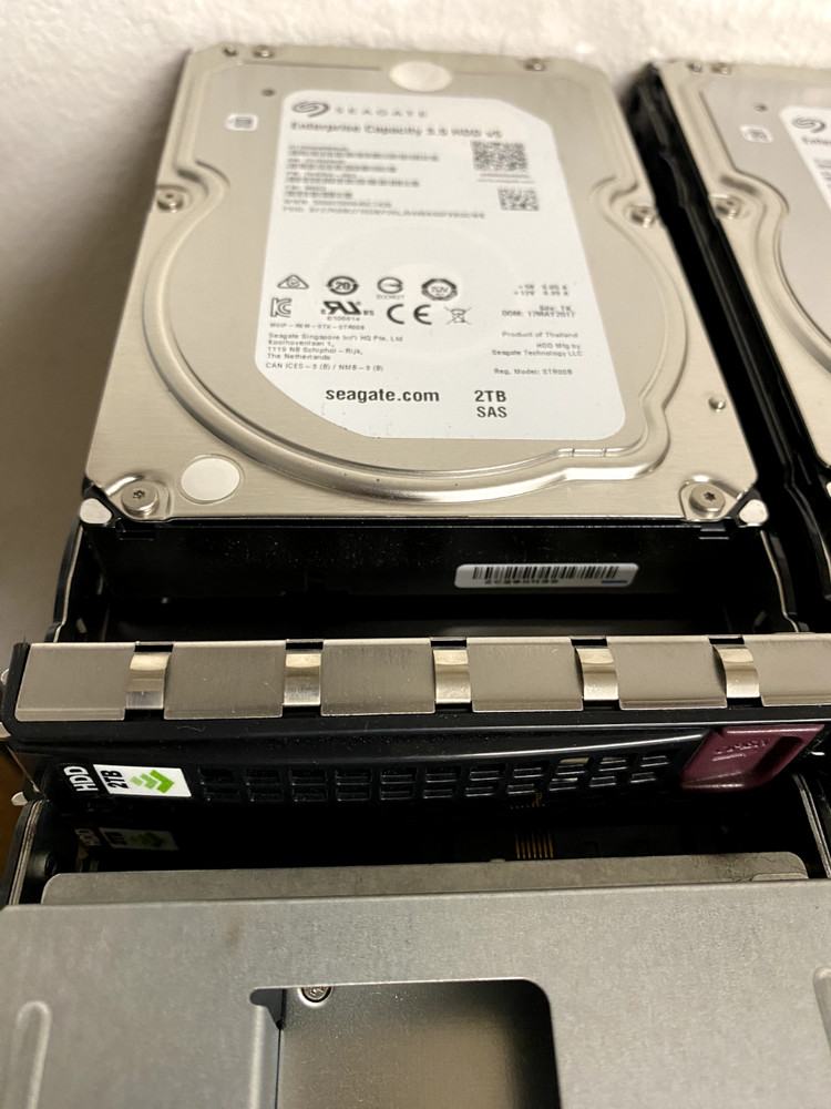 Nimble Storage CS300 - 2TB Drives