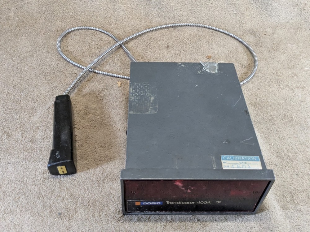 Doric Trendicator 400A Digital Temperature Indicator USED