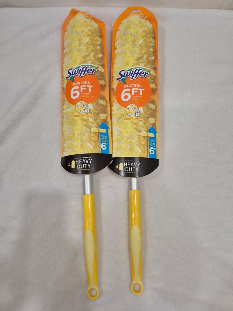 Swiffer 360° Microfiber Dusting Kit Heavy Duty Handle with 4 Refills
