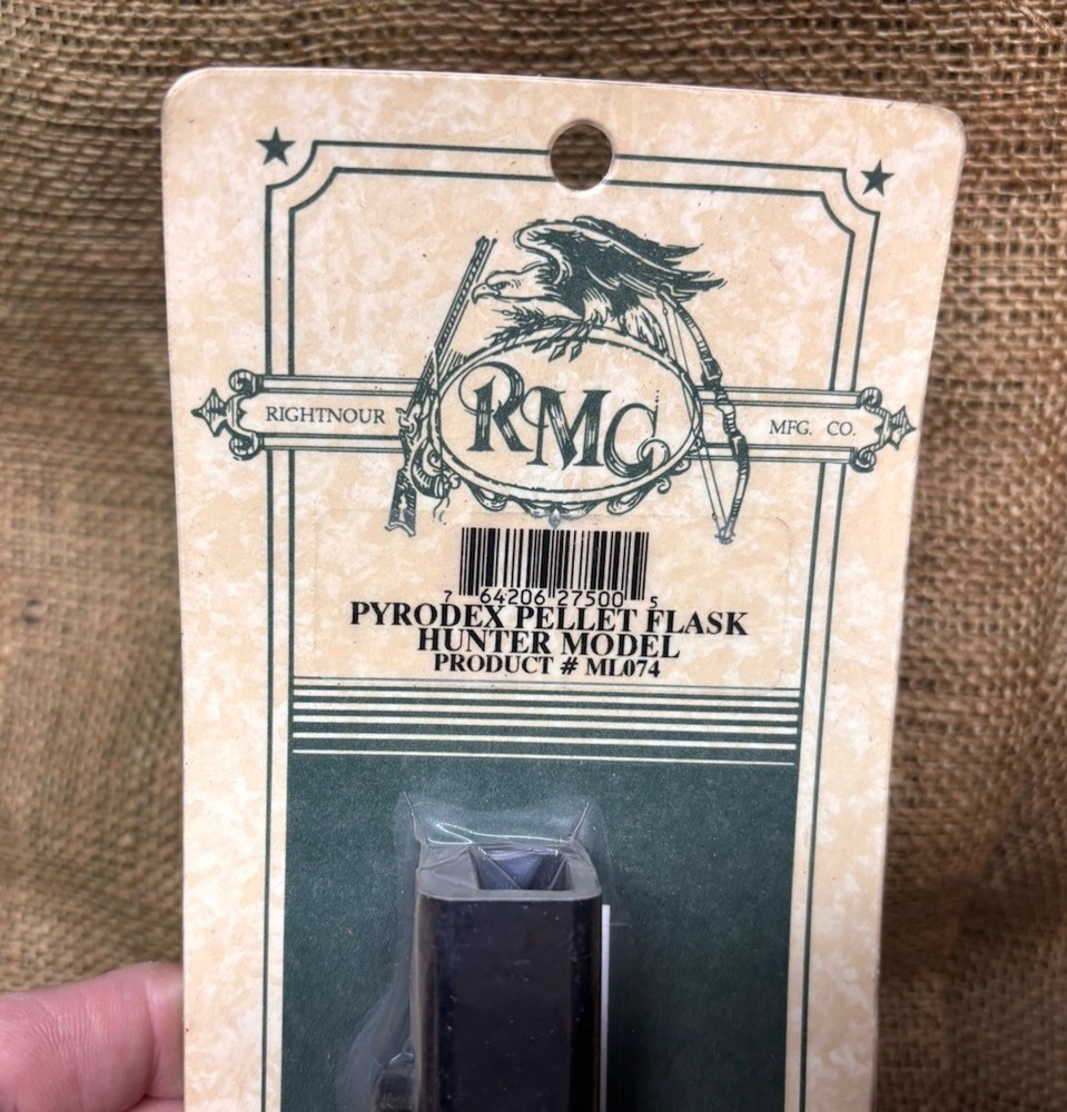 Pyrodex Pellet Flask Hunter Model RMC 61E