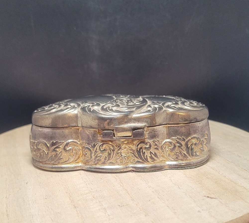 Godinger Heart Silver Plated Jewelry Red Velvet Lined Trinket Box