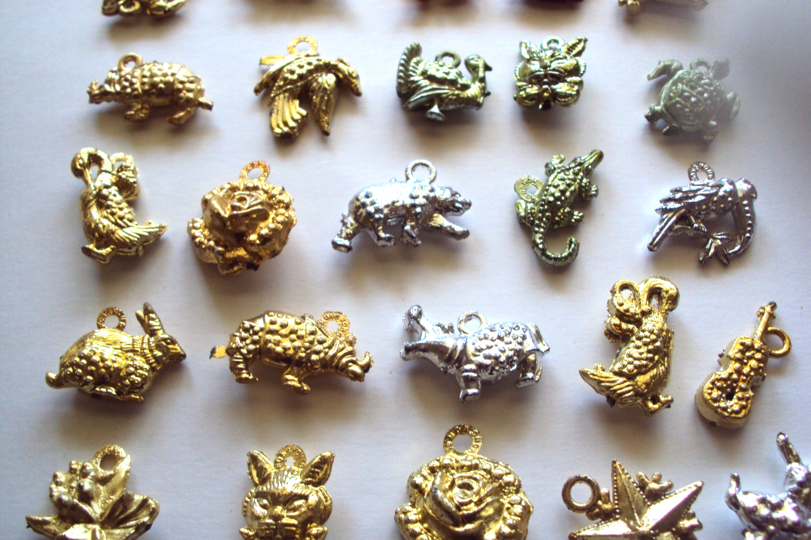 Vtg Gumball Charm Cracker Jack 60's HK LOT EPPY Charms Vending machine prize