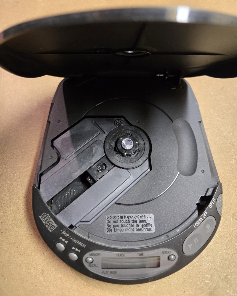 Panasonic MASH Portable CD Player SL-S250C Tested Works