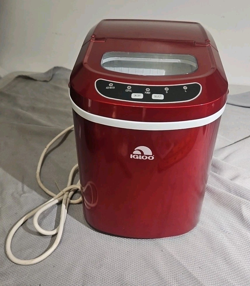 Igloo Portable Ice Cube Maker Model No. ICE102-RED