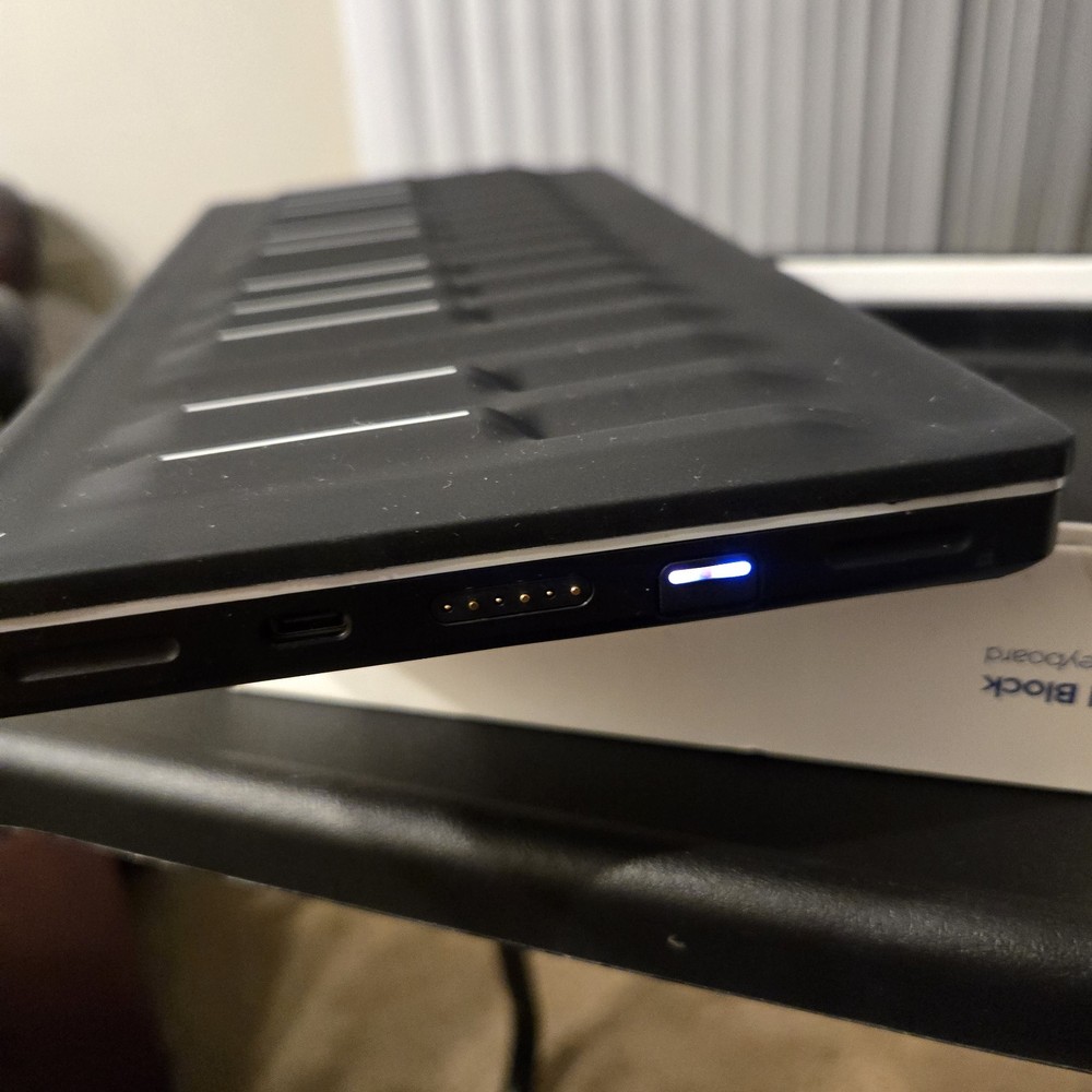 ROLI Seaboard Block Modular Music Studio Expressive Keyboard