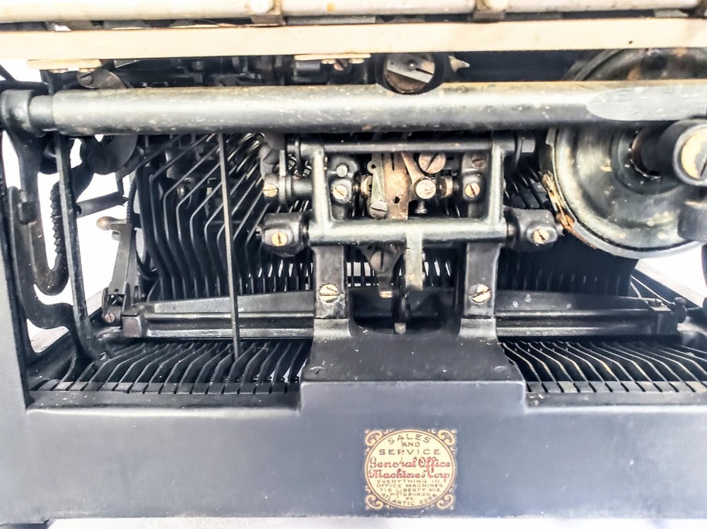 Underwood No. 5 Standard Typewriter