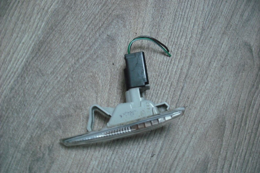 MAZDA 6 FRONT WING SIDE MARKER INDICATOR STANLEY RIGHT SIDE