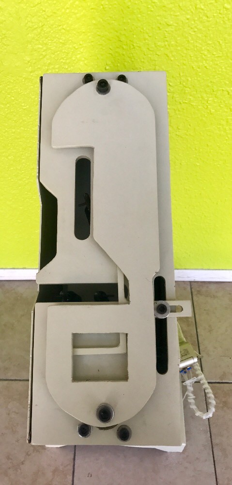 Semi-Automatic Feeding Flip Flops Strap Attaching Machine Only $900