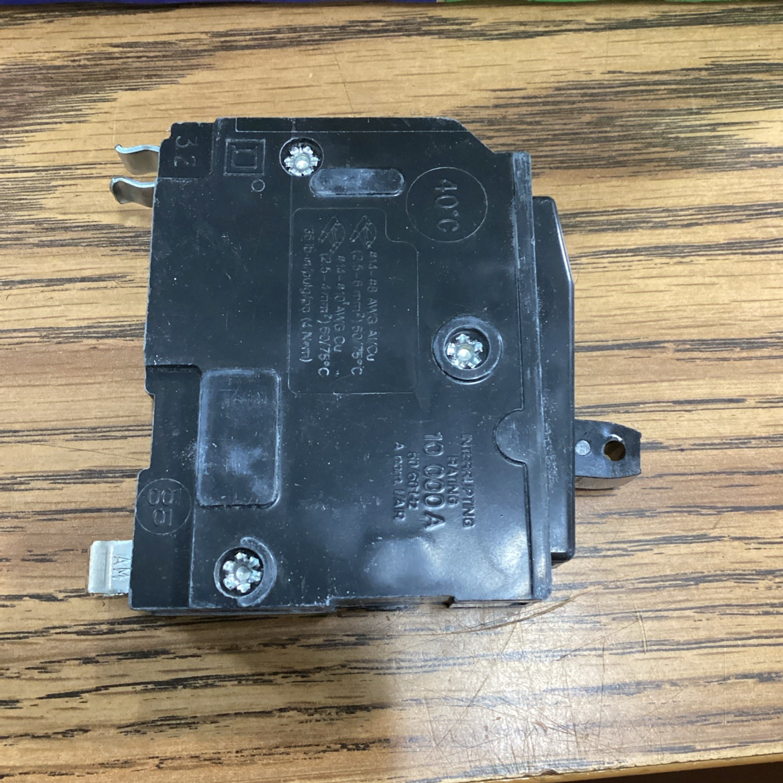 NEW LOT OF 10 SQUARE D 15 Amp Circuit Breaker QO115 Plug-In 1 Pole 120 Volt