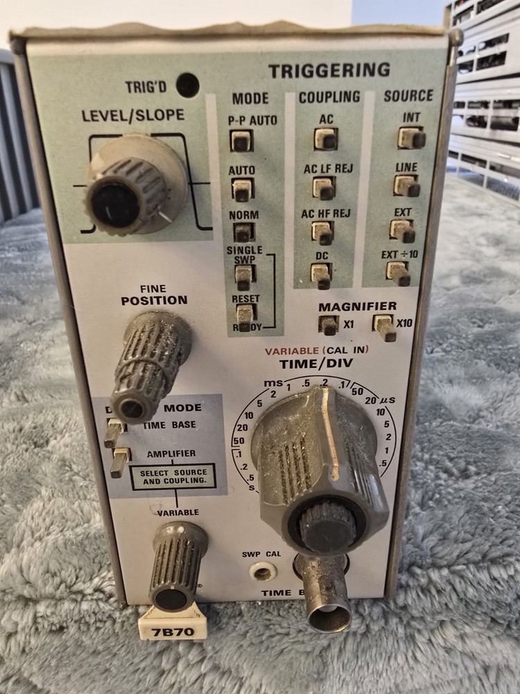 Tektronix 7B70 Time Base - for 7000 Series Oscilloscopes