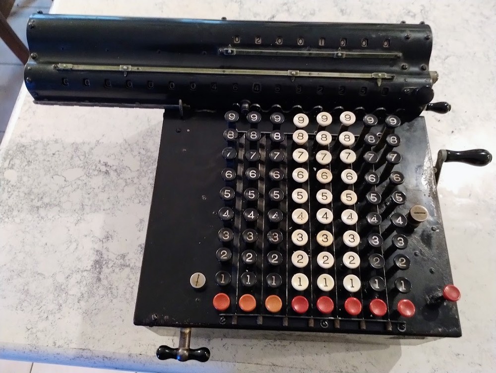 Antique fully working 1918 Monroe Calculator Model G / Adding Machine