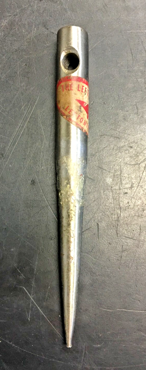 THE LEETONIA TOOL CO. PLUMB BOB 6" LONG, USA OHIO