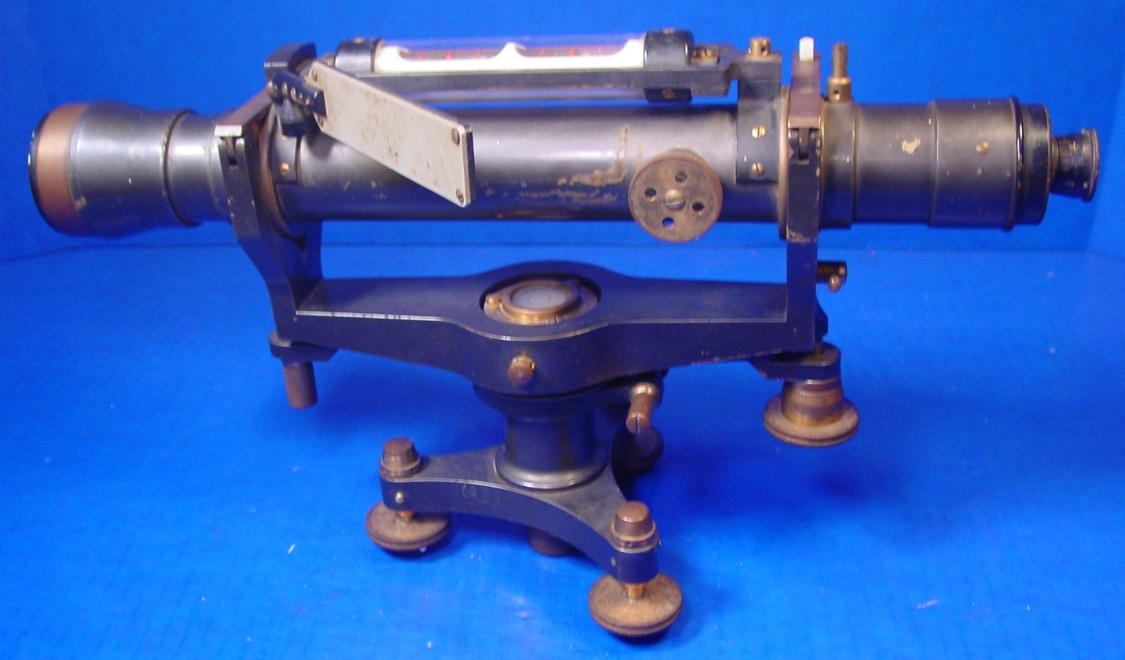 Douglas MacArthur Presentation Precise Level - Otto Fennel Sohne