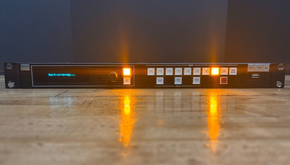 Barco PDS-902 3G SDI Digital Switcher unit (D)