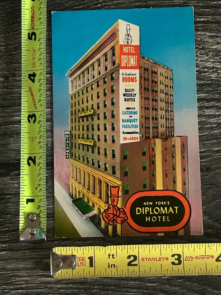 Kiss Concert Display Companion Hotel Diplomat NY Postcard Vintage Kiss Aucoin B