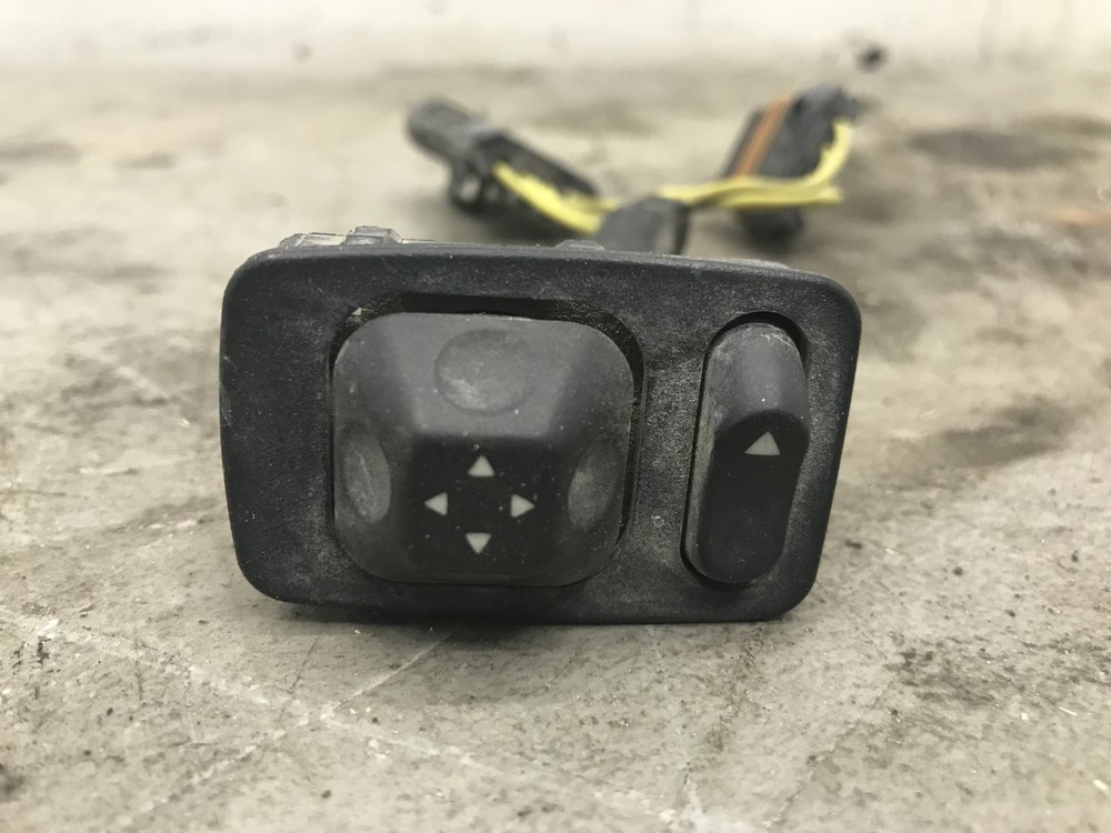 Freightliner C112 CENTURY Door Electrical Switch - Used
