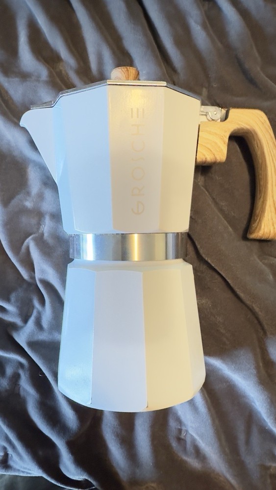 Grosche Milano Stovetop Espresso Maker 9 cup 450ml Moka Pot White