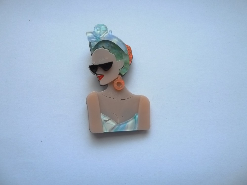 ACRYLIC BROOCH