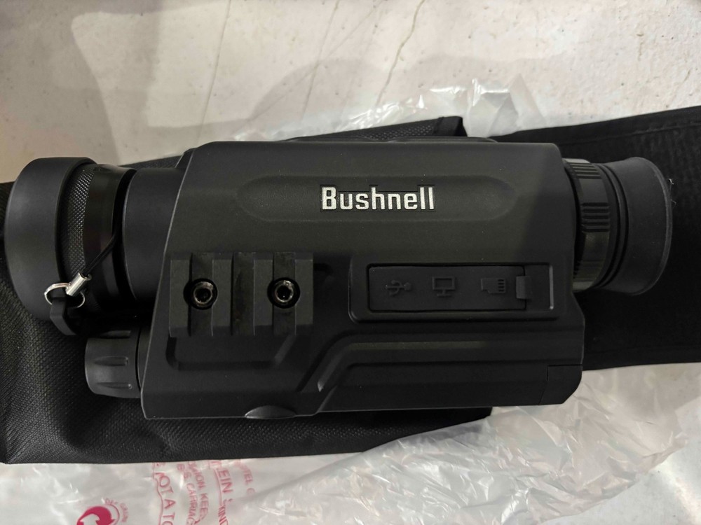 Bushnell EX650 Night Vision Monocular - Black