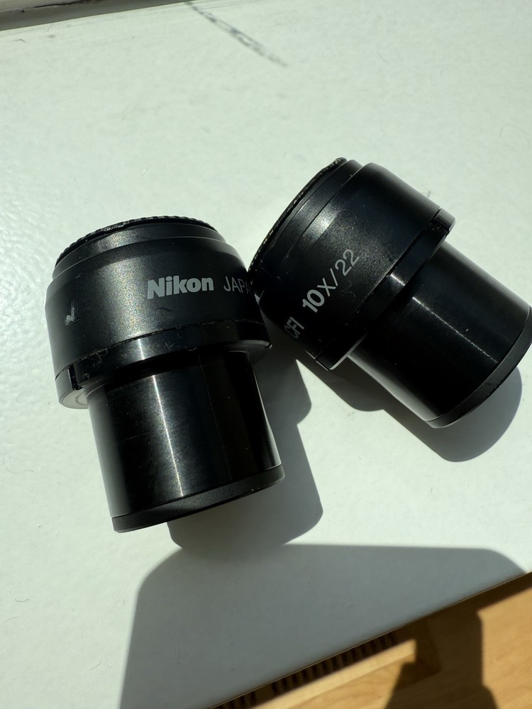 Pair Nikon Eclipse 80i 90i Microscope Eyepiece Occulars CFI 10x/22