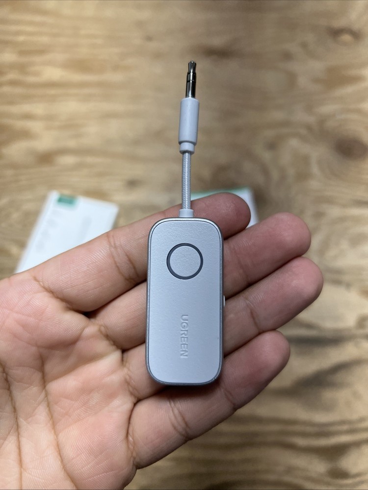 UGREEN Bluetooth Receiver Audio Adapter CM872