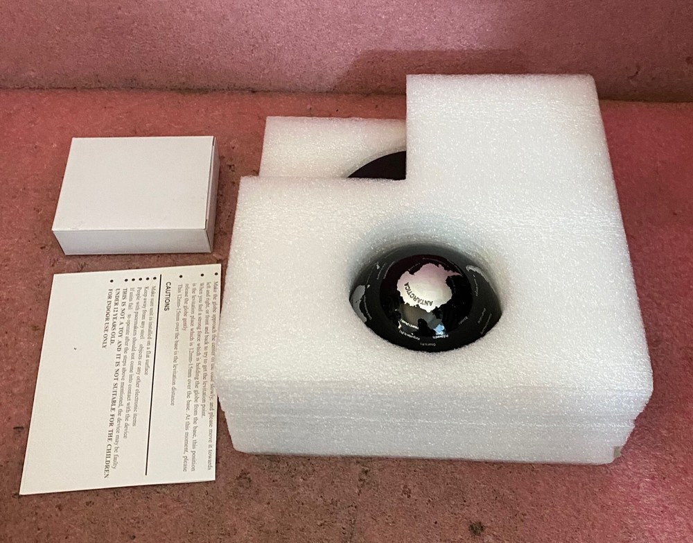 Floating Globe Electronic Magnetic Levitation Show Globe 360 Degrees.