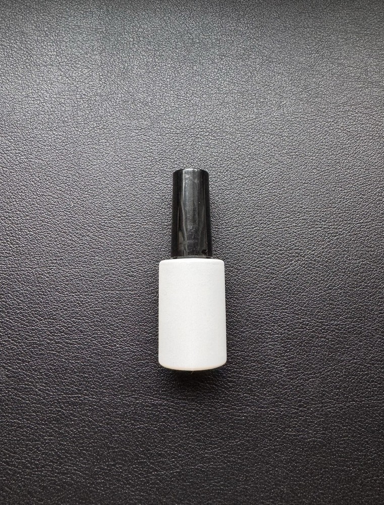 15ml White Empty Glass Bottle with Brush – Refillable Beauty Container–Add Logo