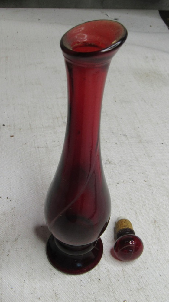 Vintage Avon Ruby Bud Vase 7 1/2”