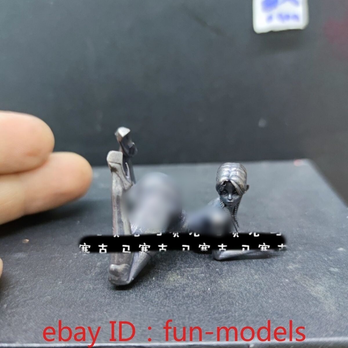 1.9“Black Solid Copper Cute Maiden Sexy Female Pose Car Ornament