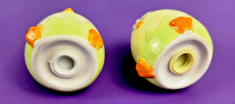 NWT Pfaltzgraff Spring Chicks Salt and Pepper Set with Caddy