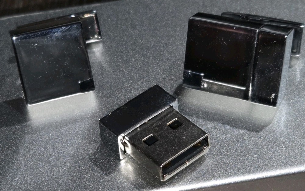 4 GB USB Cufflinks In Original Packahing