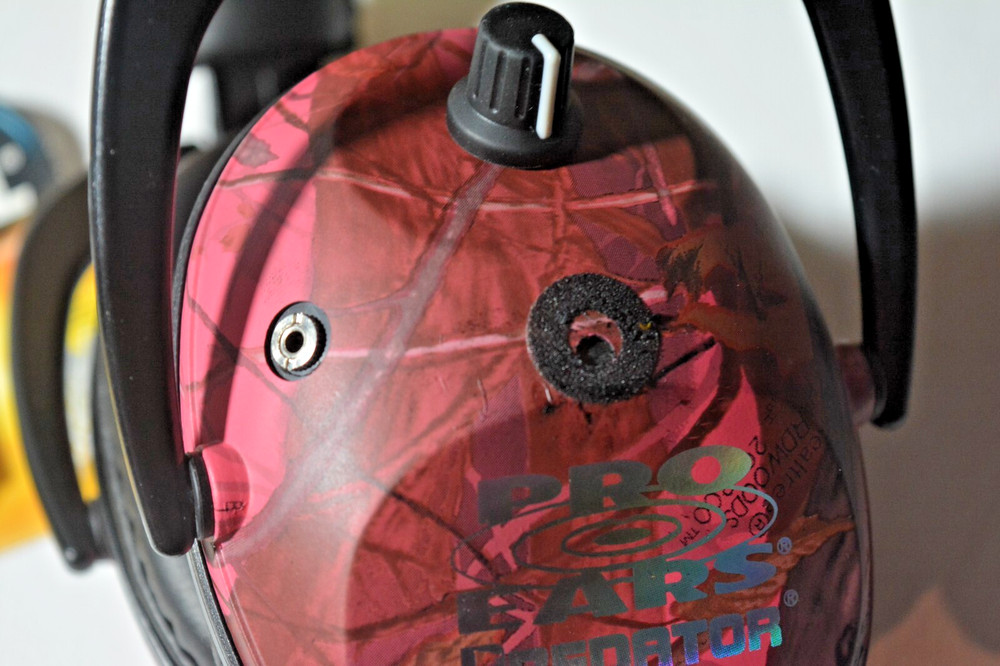 Pro Ears Predator Plus Electronic Hearing Protection Pink Camo -