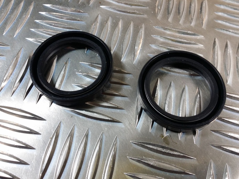 Pair Fork Oil Seals For Yamaha TT-R 110 E 2011